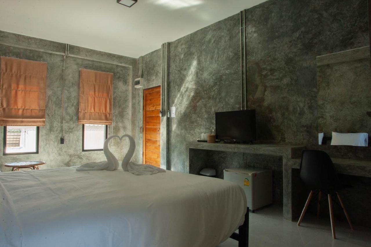 Nan Arena Place Bagian luar foto