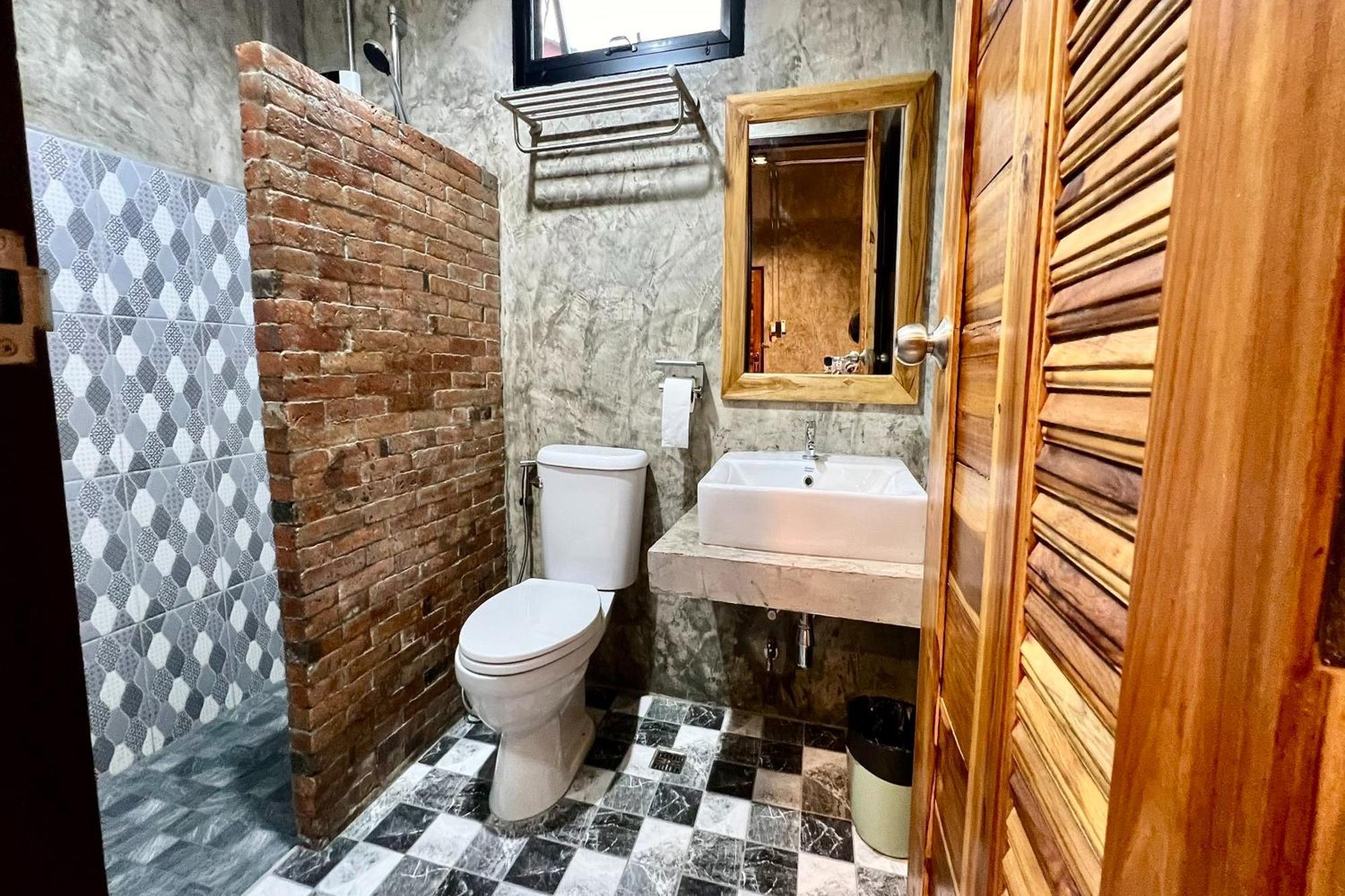 Nan Arena Place Bagian luar foto